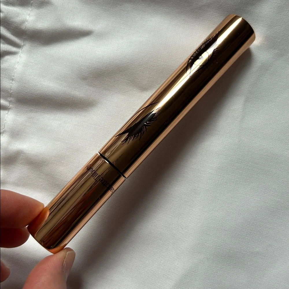 Charlotte Tilbury full size